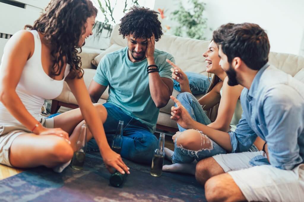 Wahrheit oder Pflicht: Der Klassiker oder das ultimative Party-Spiel 2 Wahrheit oder Pflicht Partyspiel